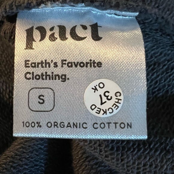 Pact Women’s Gray Oversized Crop Hoodie Size Small NWT - Picture 3 of 11